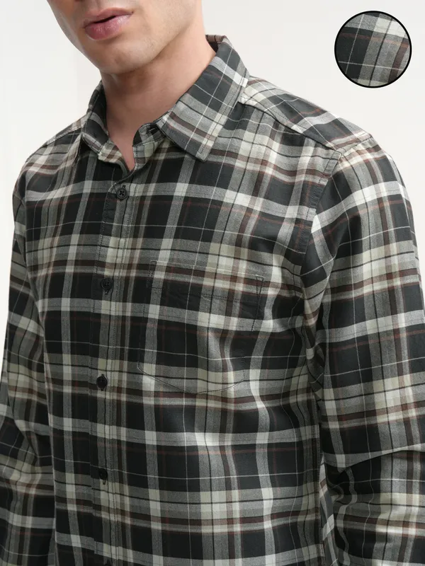 Highlander Men Black Checked Slim Fit Casual Shirt