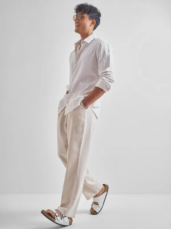Men Slim Fit Casual Shirt