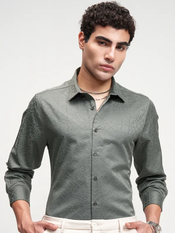 Highlander Men Grey Self Design Slim Fit Casual Shirt