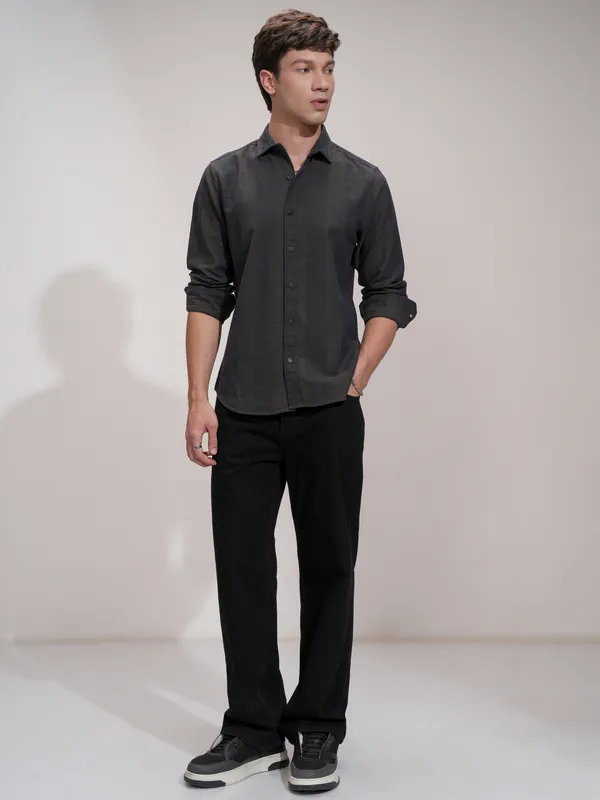 Highlander Men Navy Blue Self Design Slim Fit Casual Shirt