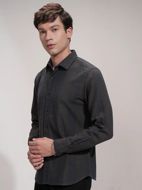 Highlander Men Navy Blue Self Design Slim Fit Casual Shirt