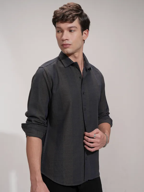 Highlander Men Navy Blue Self Design Slim Fit Casual Shirt