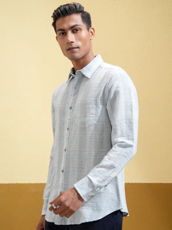 Highlander Men Blue Checked Slim Fit Casual Shirt