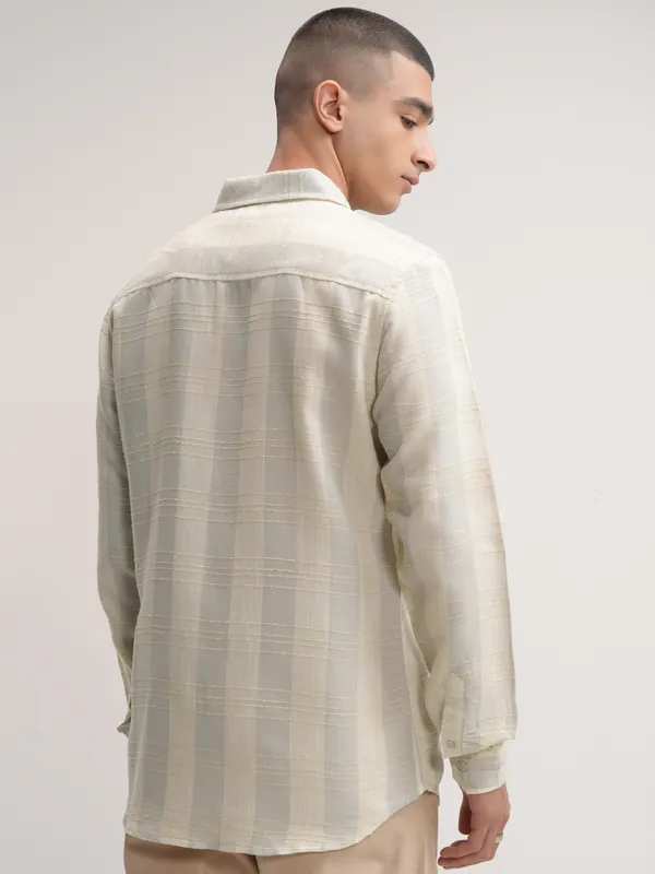 Highlander Men Beige Checked Slim Fit Casual Shirt