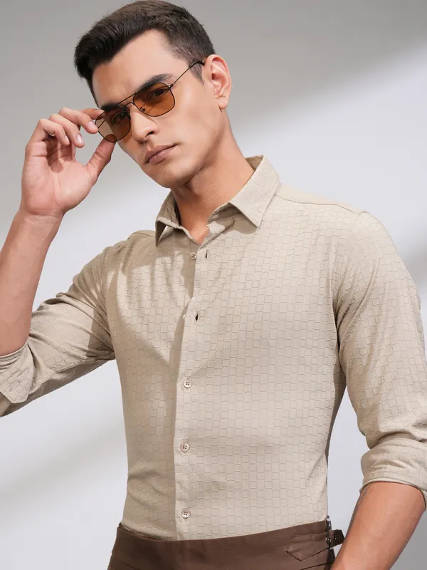 Highlander Men Beige Self Design Slim Fit Casual Shirt