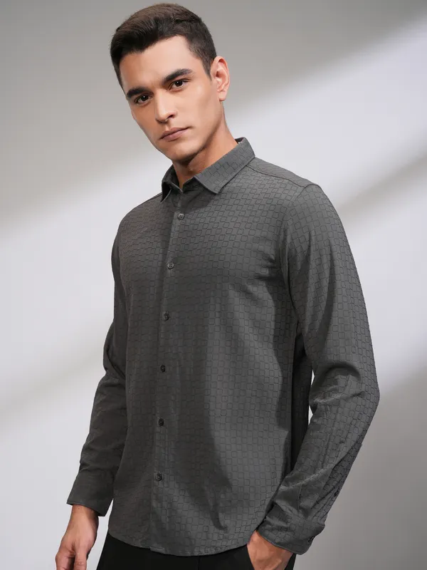 Highlander Men Grey Self Design Slim Fit Casual Shirt