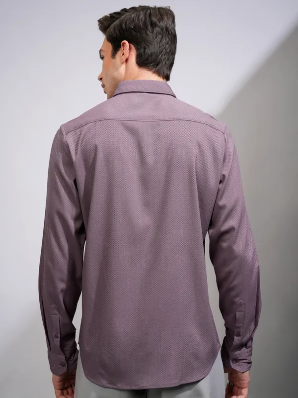 Highlander Men Mauve Textured Slim Fit Casual Shirt