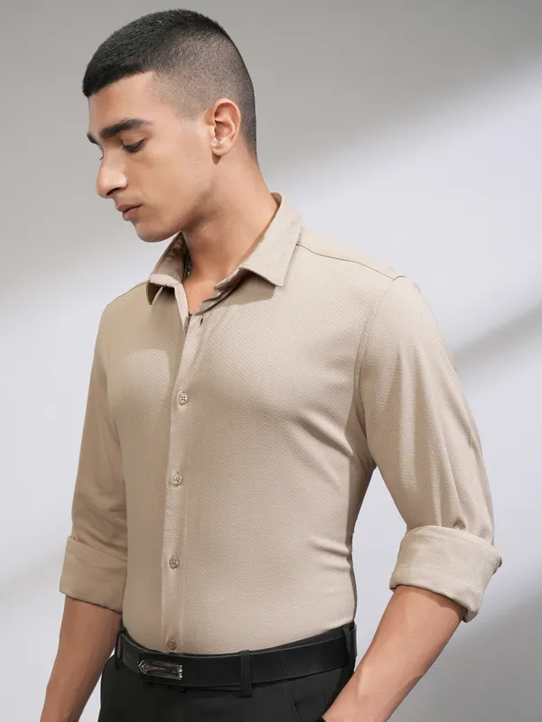 Highlander Men Beige Self Design Slim Fit Casual Shirt