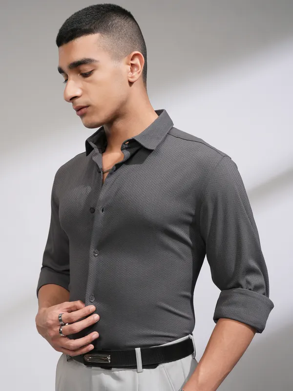 Highlander Men Grey Self Design Slim Fit Casual Shirt