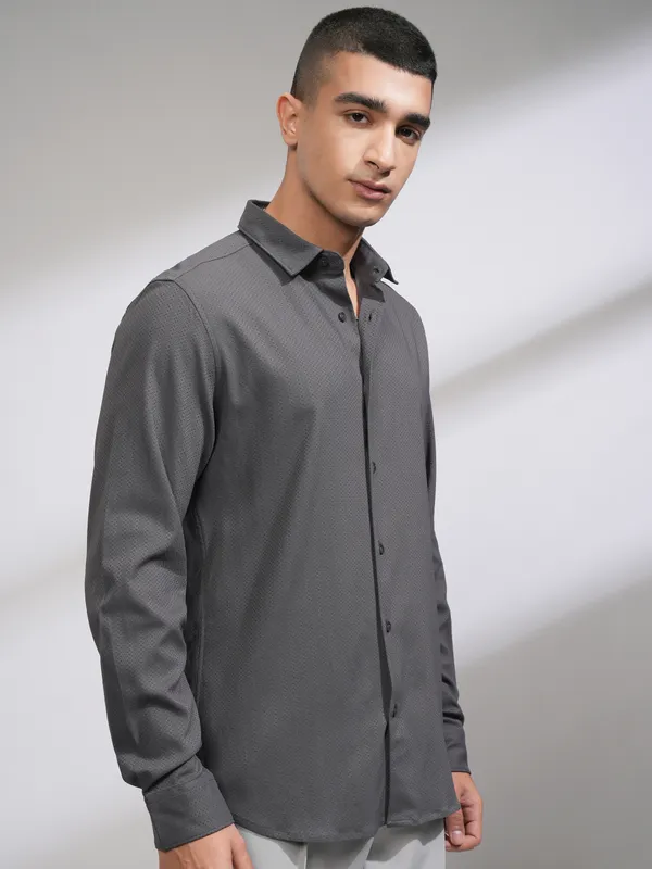 Highlander Men Grey Self Design Slim Fit Casual Shirt