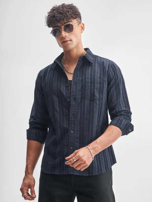 Highlander Men Navy Blue Striped Slim Fit Casual Shirt