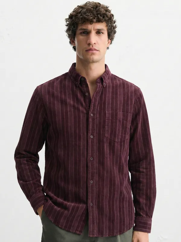 Highlander Men Burgundy Striped Slim Fit Casual Shirt