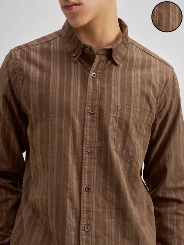 Highlander Men Brown Striped Slim Fit Casual Shirt