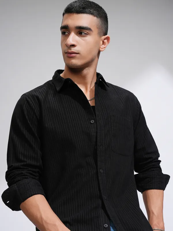 Highlander Men Black Self Design Slim Fit Casual Shirt