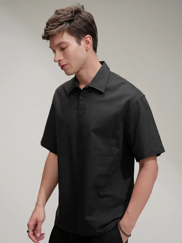 Highlander Men Black Self Design Oversized Fit Casual Shirt