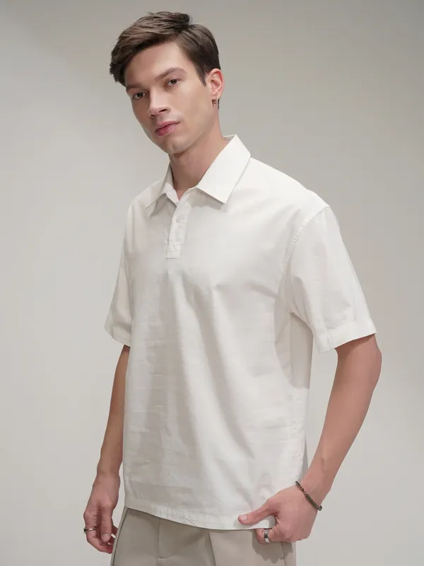 Highlander Men White Self Design Oversized Fit Casual Shirt
