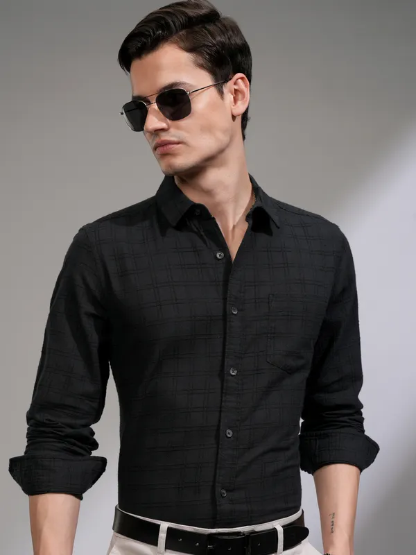 Highlander Men Black Checked Slim Fit Casual Shirt