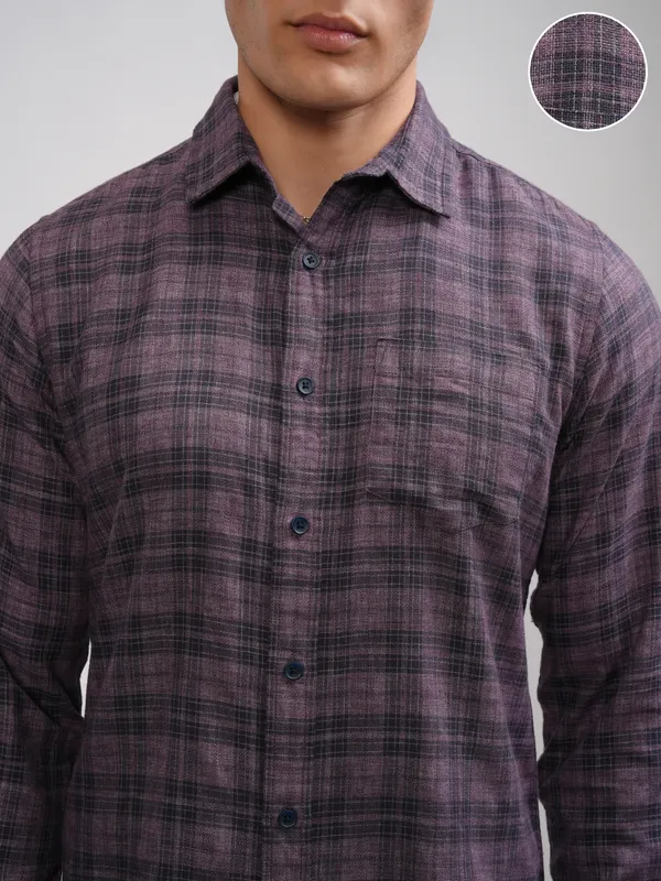 Highlander Men Mauve Checked Slim Fit Casual Shirt