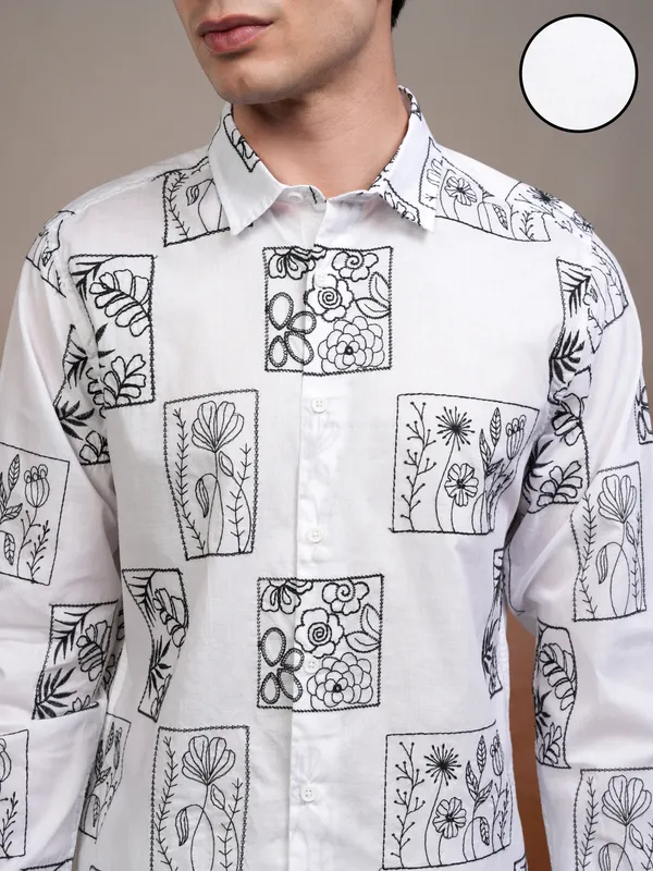 Highlander Men White Embroidered Slim Fit Casual Shirt