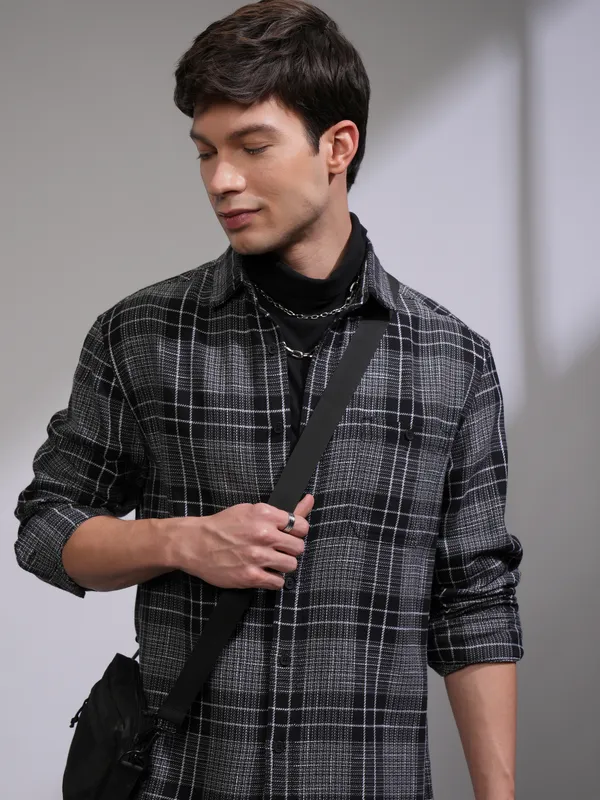 Highlander Men Black Checked Relaxed Fit Casual Shirt
