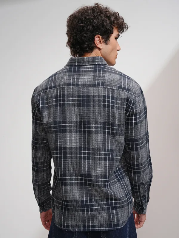 Highlander Men Navy Blue Checked Relaxed Fit Casual Shirt