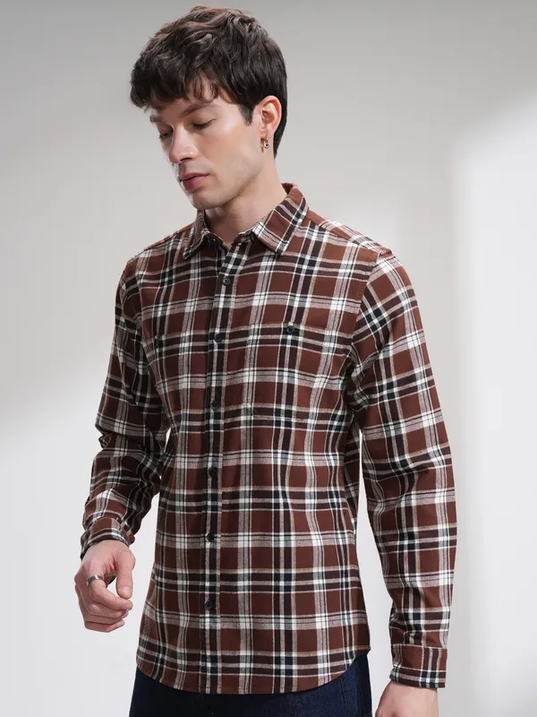 Highlander Men Rust Checked Slim Fit Casual Shirt