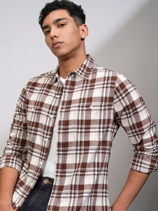 Men Slim Fit Casual Shirt