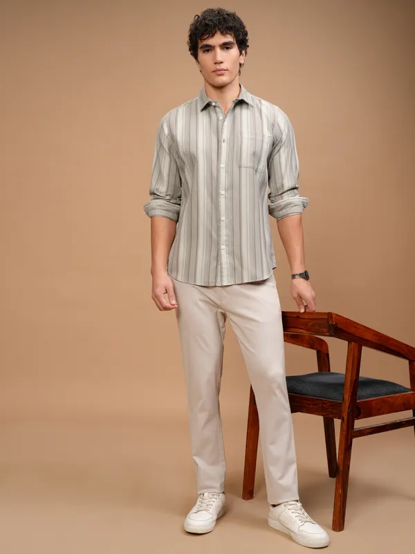 Highlander Men Beige Striped Slim Fit Casual Shirt
