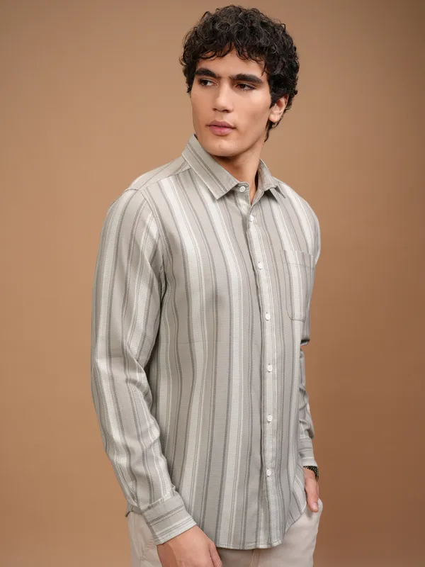Highlander Men Beige Striped Slim Fit Casual Shirt