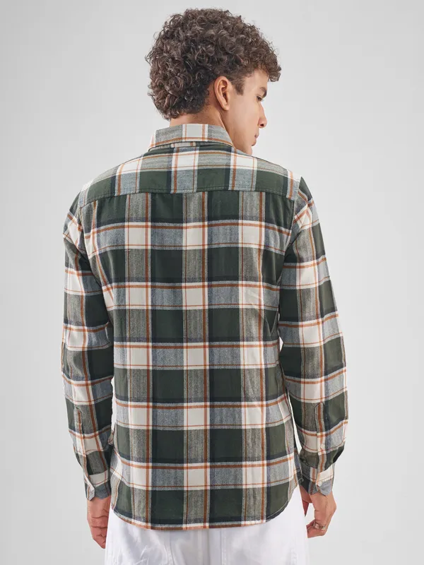 Highlander Men Cream Checked Slim Fit Casual Shirt