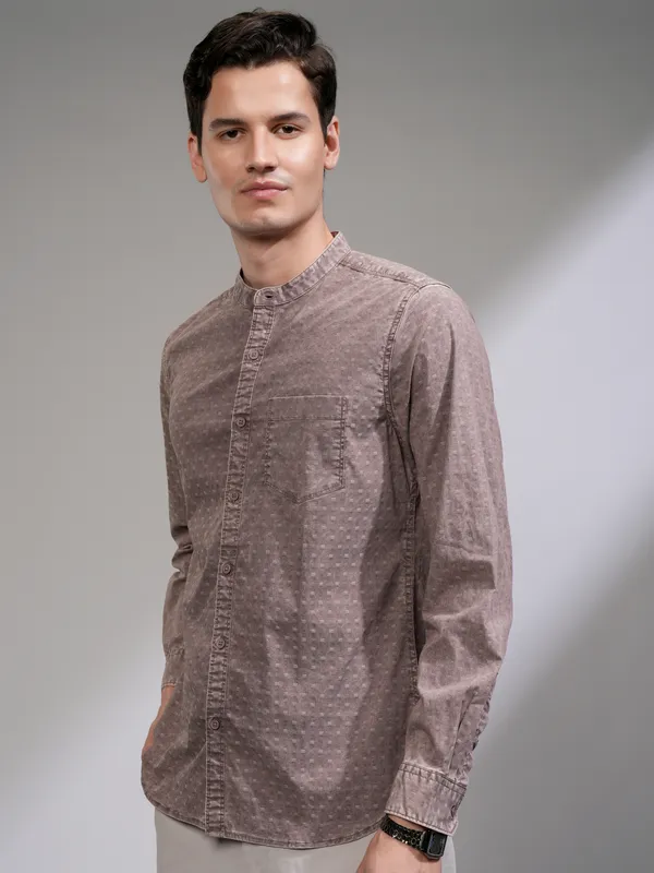 Highlander Men Maroon Self Design Slim Fit Casual Shirt