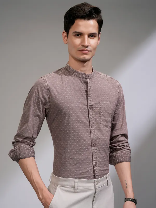 Highlander Men Maroon Self Design Slim Fit Casual Shirt