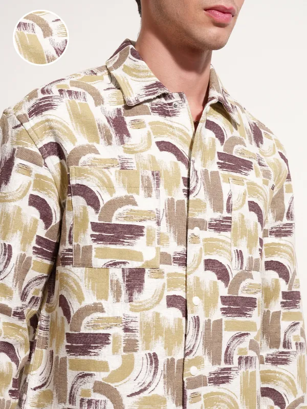 Highlander Men White Printed Relaxed Fit Casual Shirt