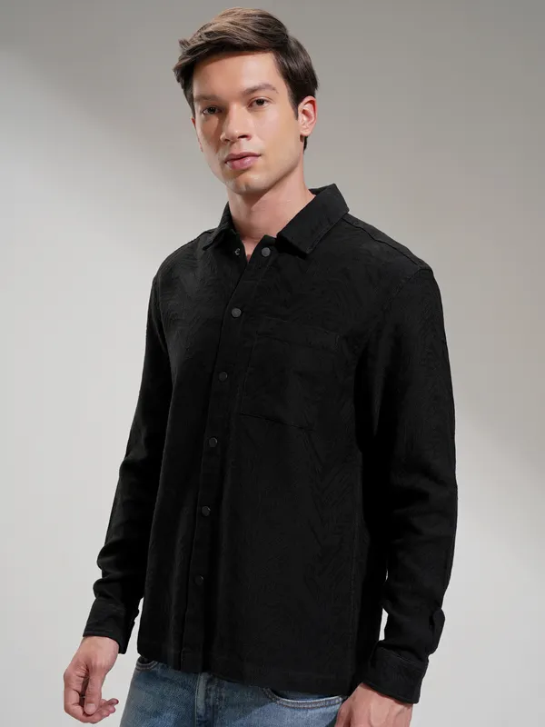 Highlander Men Black Self Design Relaxed Fit Casual Shirt