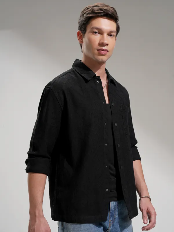 Highlander Men Black Self Design Relaxed Fit Casual Shirt
