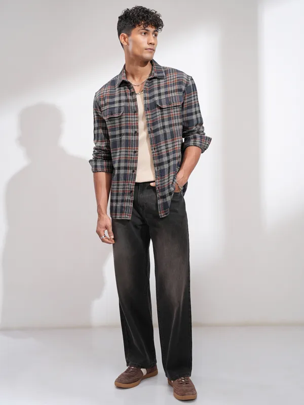 Highlander Men Navy Blue Checked Relaxed Fit Casual Shirt