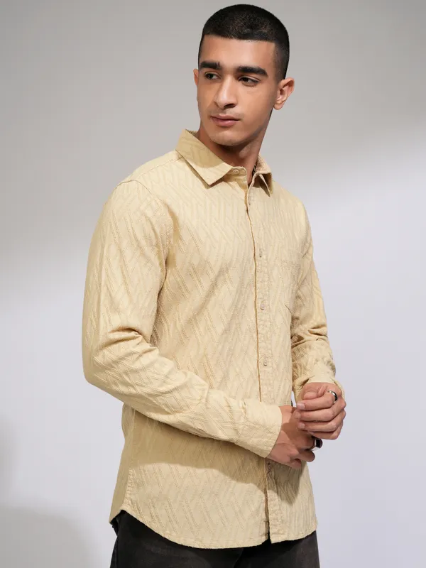 Highlander Men Beige Self Design Slim Fit Casual Shirt