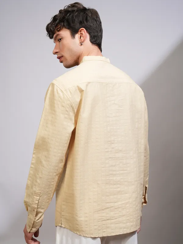 Highlander Men Beige Self Design Relaxed Fit Casual Shirt