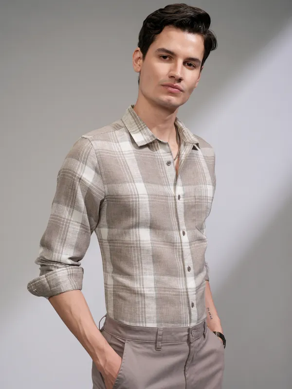 Highlander Men Tan Checked Slim Fit Casual Shirt