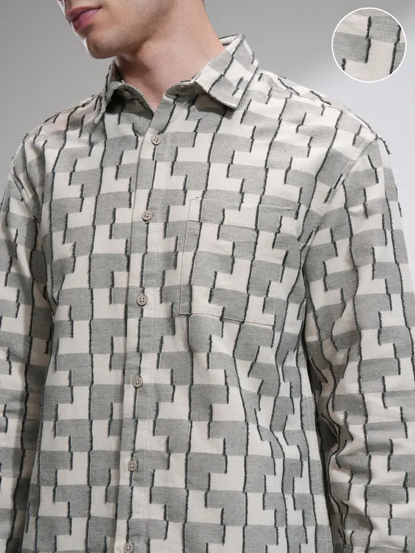 Highlander Men Sage Printed Relaxed Fit Casual Shirt