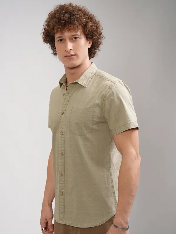 Highlander Men Khaki Printed Slim Fit Casual Shirt