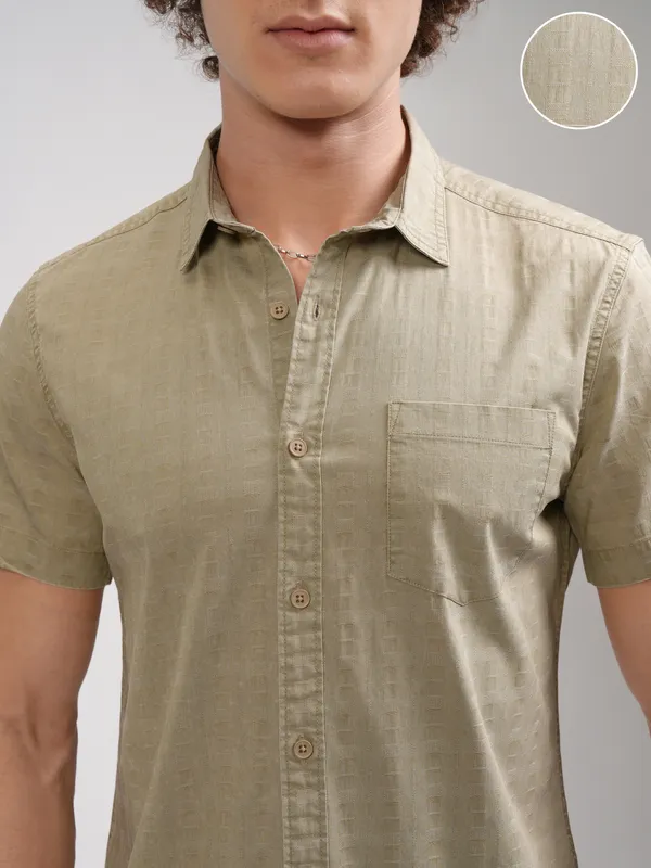 Highlander Men Khaki Printed Slim Fit Casual Shirt