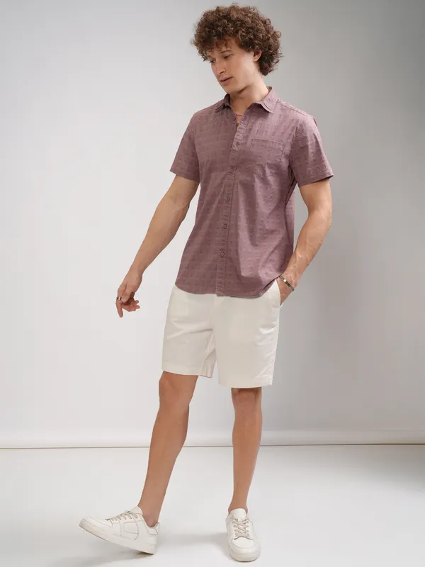 Highlander Men Maroon Textured Slim Fit Casual Shirt