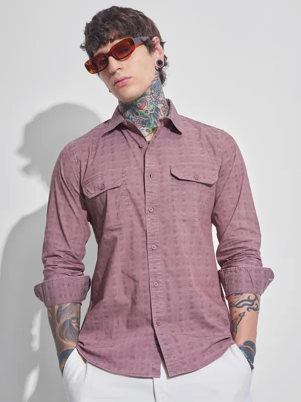 Highlander Men Mauve Self Design Slim Fit Casual Shirt