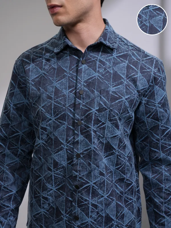 Highlander Men Blue Printed Relaxed Fit Casual Shirt