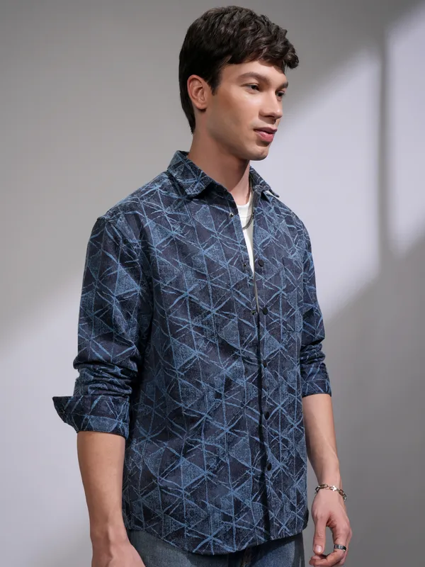 Highlander Men Blue Printed Relaxed Fit Casual Shirt