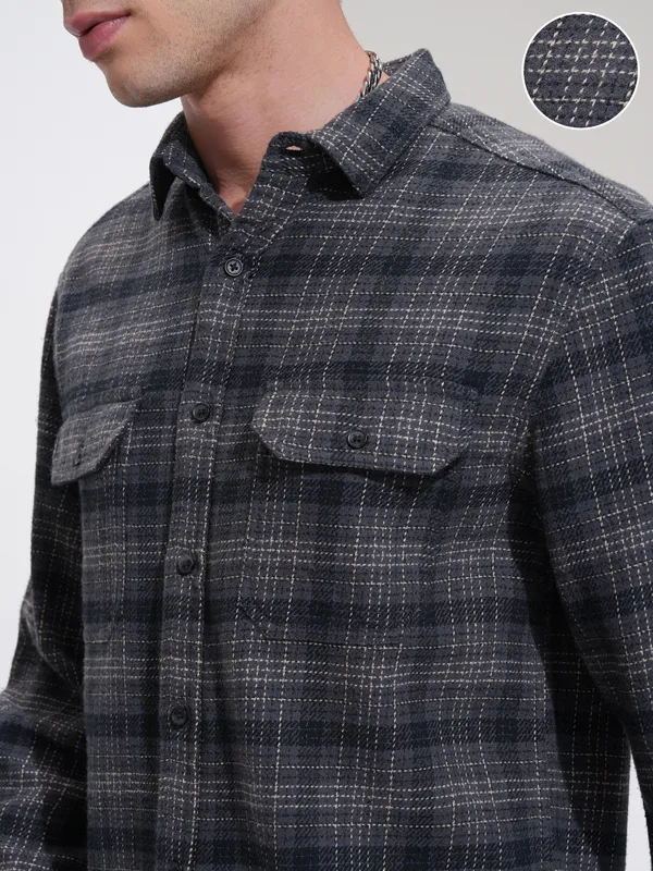 Highlander Men Grey Checked Relaxed Fit Casual Shirt