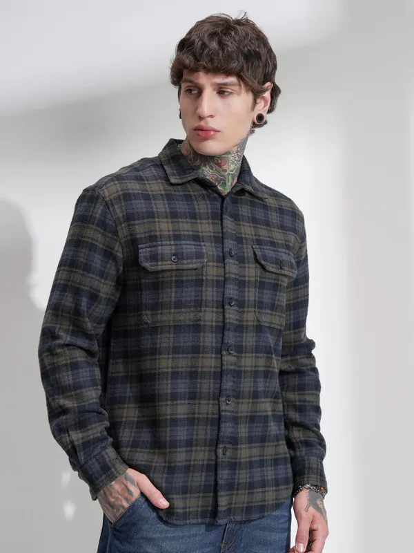 Highlander Men Navy Blue Checked Relaxed Fit Casual Shirt