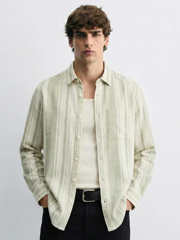 Highlander Men Cream Striped Relaxed Fit Casual Shirt