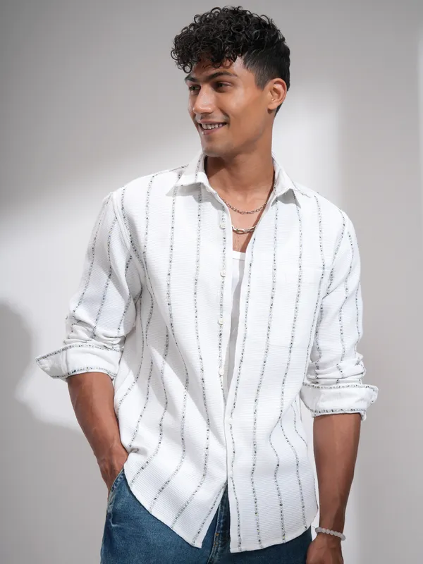 Men Relaxed Fit Casual Shirt